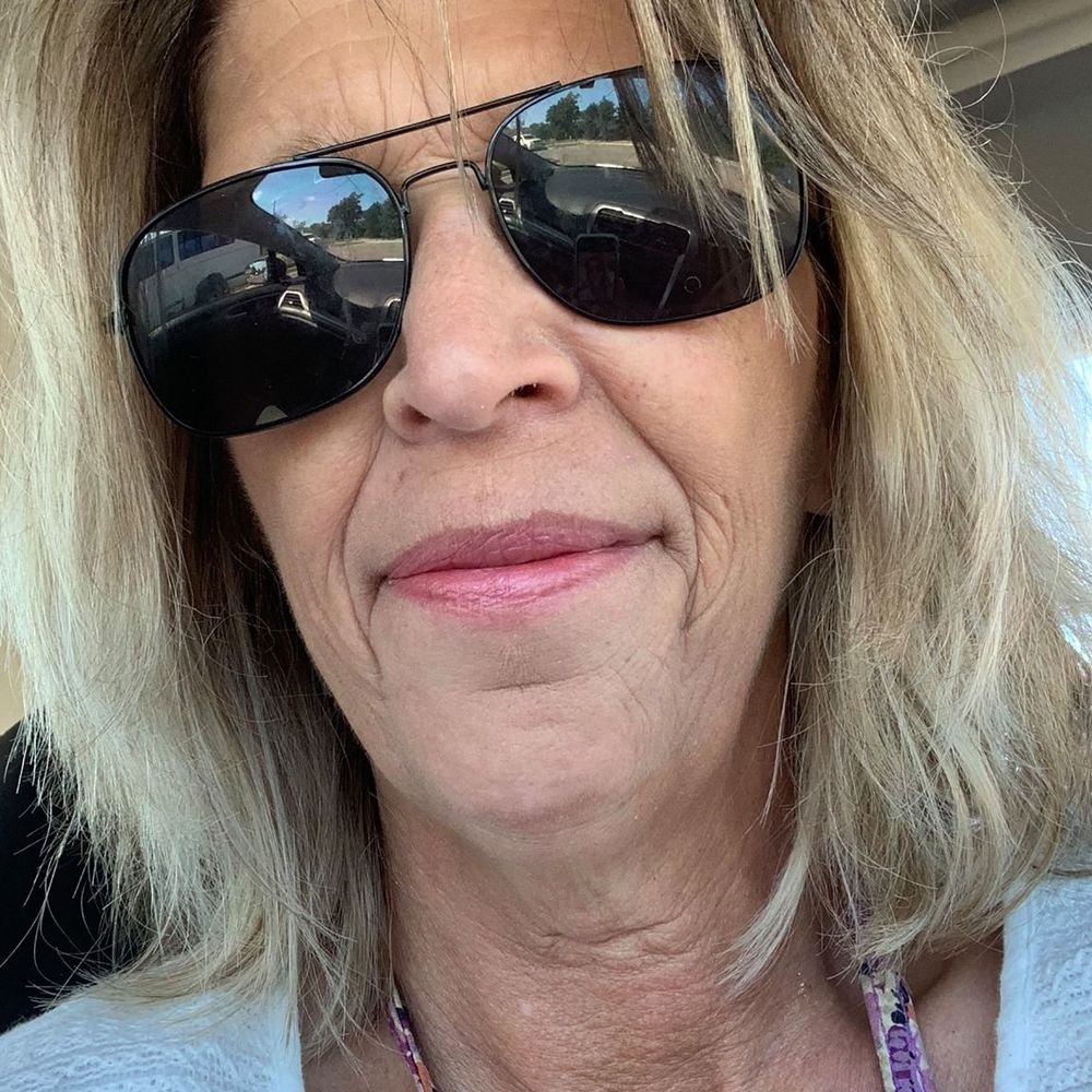 Meet your Posher, Michele